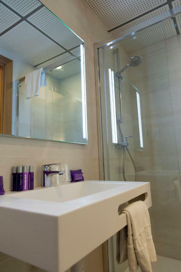 Zweibettzimmer
